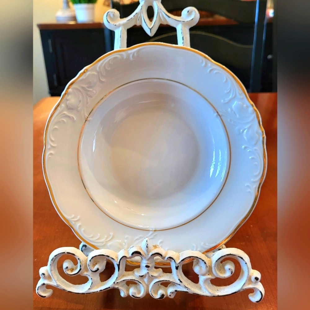 Set of 5 Wawel China Casa Oro Soup Bowls Embossed 8.25" White Gold Rimmed Poland